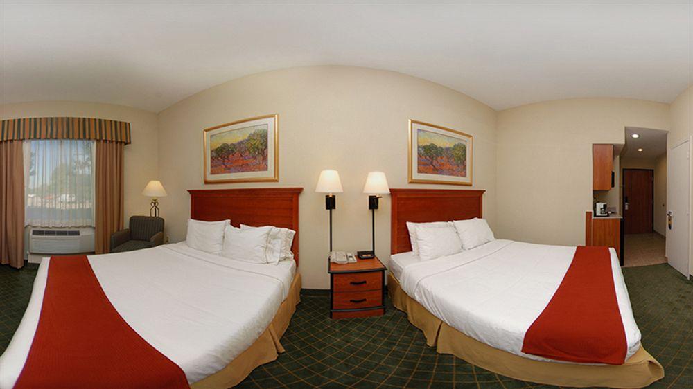 Отель Wingate By Wyndham Houston Bush Intercontinental Airport Aldine Экстерьер фото