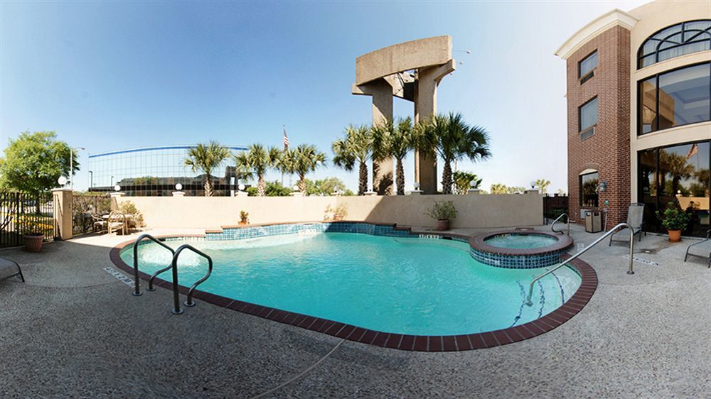 Отель Wingate By Wyndham Houston Bush Intercontinental Airport Aldine Экстерьер фото